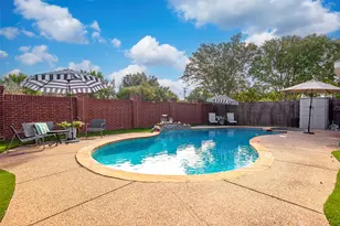 2202 Ashwood Ct, Carrollton, TX 75006 - Photo 24
