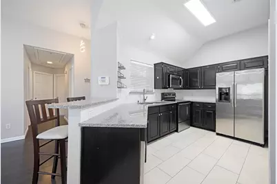 2202 Ashwood Court, Carrollton, TX 75006 - Photo 8