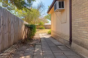 4504 Mink Dr, Haltom City, TX 76117 - Photo 30