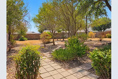4504 Mink Drive, Haltom City, TX 76117 - Photo 32