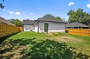 512 E Heron St, Denison, TX 75021 - Photo 16