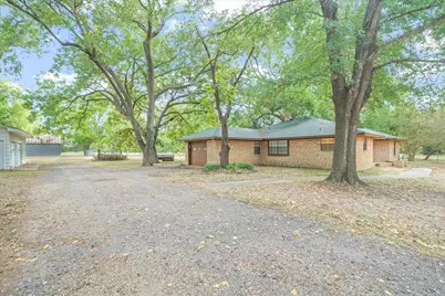 10861 County Road 2326, Terrell, TX 75160 - Photo 2