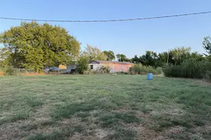 803 N U.S. Hwy 69, Celeste, TX 75423 - Photo 14