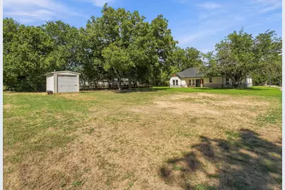 1810 Carpenter Street, Bridgeport, TX 76426 - Photo 30
