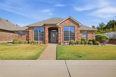 103 Crestway Drive #26, Cedar Hill, TX 75104 - Photo 1