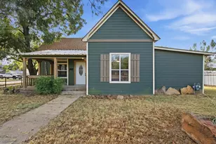 901 W 8th St, Cisco, TX 76437 - Photo 2