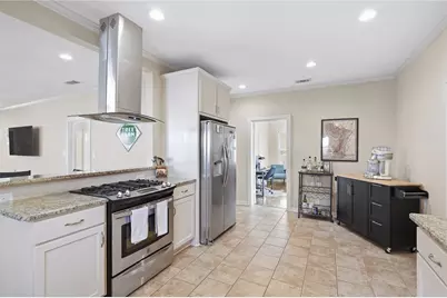 4901 Calmont Avenue, Fort Worth, TX 76107 - Photo 10