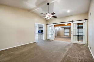 715 Salem Dr, Arlington, TX 76014 - Photo 8
