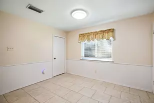 715 Salem Dr, Arlington, TX 76014 - Photo 14