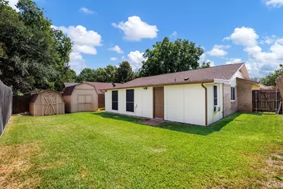 715 Salem Drive, Arlington, TX 76014 - Photo 32