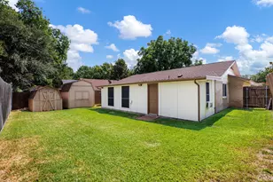 715 Salem Dr, Arlington, TX 76014 - Photo 32