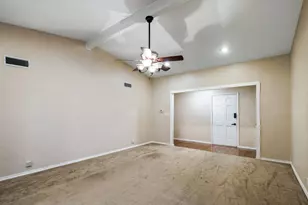 715 Salem Dr, Arlington, TX 76014 - Photo 6