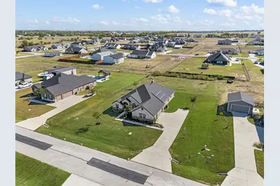 123 Mossy Creek Trail, Rhome, TX 76078 - Photo 4