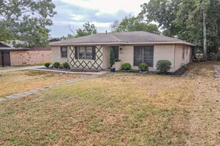 3207 Eastland Ave, Greenville, TX 75402 - Photo 2