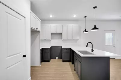 4410 Hamilton Avenue, Dallas, TX 75210 - Photo 12
