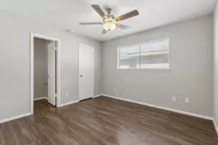 2413 Woodoak Ct, Irving, TX 75060 - Photo 14