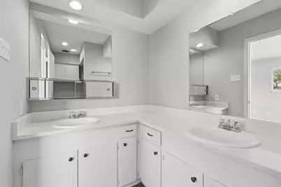 2413 Woodoak Court, Irving, TX 75060 - Photo 20