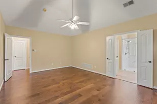 3817 Peppertree Dr, Carrollton, TX 75007 - Photo 16