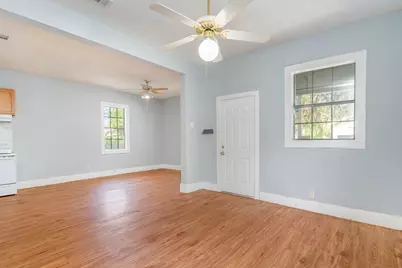 2630 Lenway Street, Dallas, TX 75215 - Photo 2