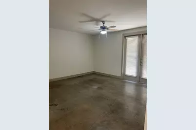 908 N Bishop Avenue #2-104, Dallas, TX 75208 - Photo 4