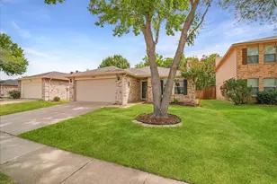 2709 White Oak Dr, Little Elm, TX 75068 - Photo 2