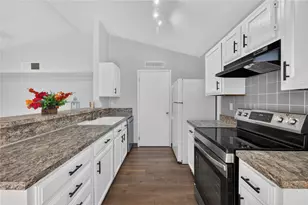6049 McAfee Dr, The Colony, TX 75056 - Photo 12