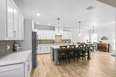 113 Oaks Springs Lane, Weatherford, TX 76087 - Photo 8