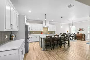 113 Oaks Spgs Ln, Weatherford, TX 76087 - Photo 8