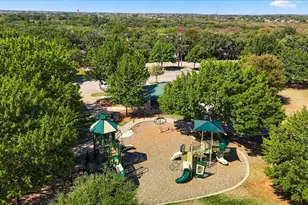2900 Woodhaven Dr, Grapevine, TX 76051 - Photo 32