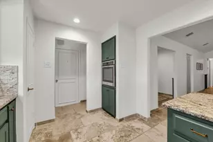 213 Travis Ln, Hewitt, TX 76643 - Photo 14