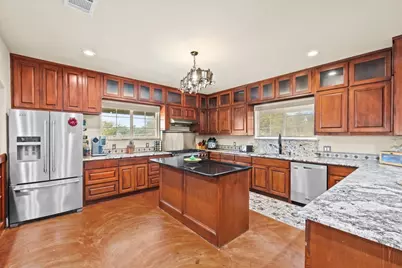 3601 Oak Circle, Weatherford, TX 76088 - Photo 10