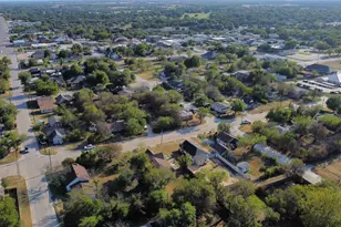 1205 Thompson St, Bridgeport, TX 76426 - Photo 4