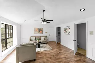 2408 Castle St, Irving, TX 75038 - Photo 16
