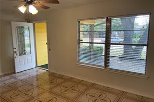 1512 Hilltop Dr, Garland, TX 75042 - Photo 8