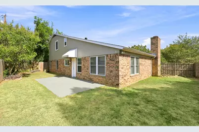 1901 Creek Wood Court, Irving, TX 75060 - Photo 20