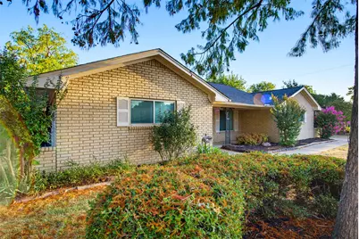 5005 Fall River Drive, Fort Worth, TX 76103 - Photo 4