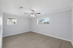 5005 Fall River Dr, Fort Worth, TX 76103 - Photo 24