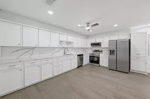 5005 Fall River Dr, Fort Worth, TX 76103 - Photo 12