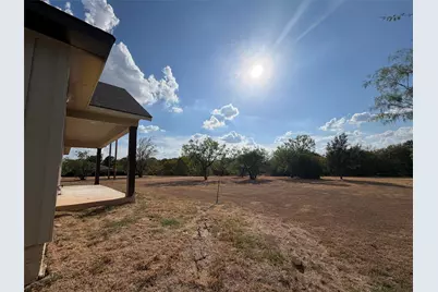219 Lakeshore Drive, Runaway Bay, TX 76426 - Photo 10