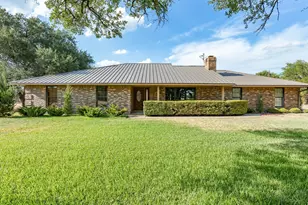 4 Sunset Ln, Fort Worth, TX 76108 - Photo 2
