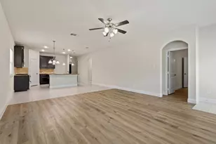 7822 Cottonwood Dr, Greenville, TX 75402 - Photo 10
