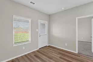 901 Boll Weevil Dr, Cleburne, TX 76031 - Photo 10