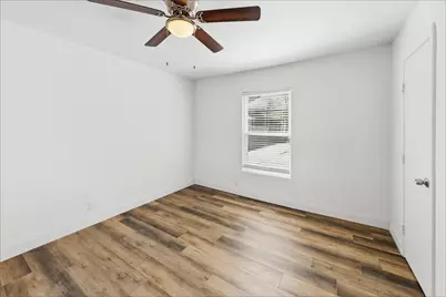 2304 Ryan Avenue, Fort Worth, TX 76110 - Photo 16
