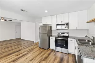 2304 Ryan Ave, Fort Worth, TX 76110 - Photo 8