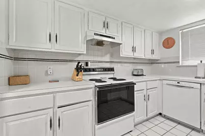 100 Harbor Drive #104, Runaway Bay, TX 76426 - Photo 14