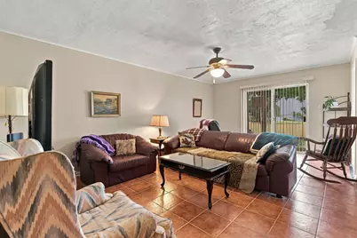 100 Harbor Drive #104, Runaway Bay, TX 76426 - Photo 6