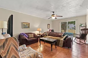 100 Harbor Dr, Runaway Bay, TX 76426 - Photo 6