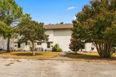 100 Harbor Drive #104, Runaway Bay, TX 76426 - Photo 2