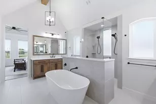 317 Kenyon Ct, Granbury, TX 76049 - Photo 20