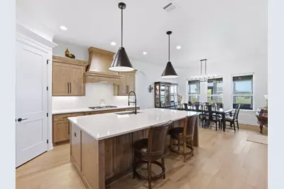 317 Kenyon Court, Granbury, TX 76049 - Photo 10